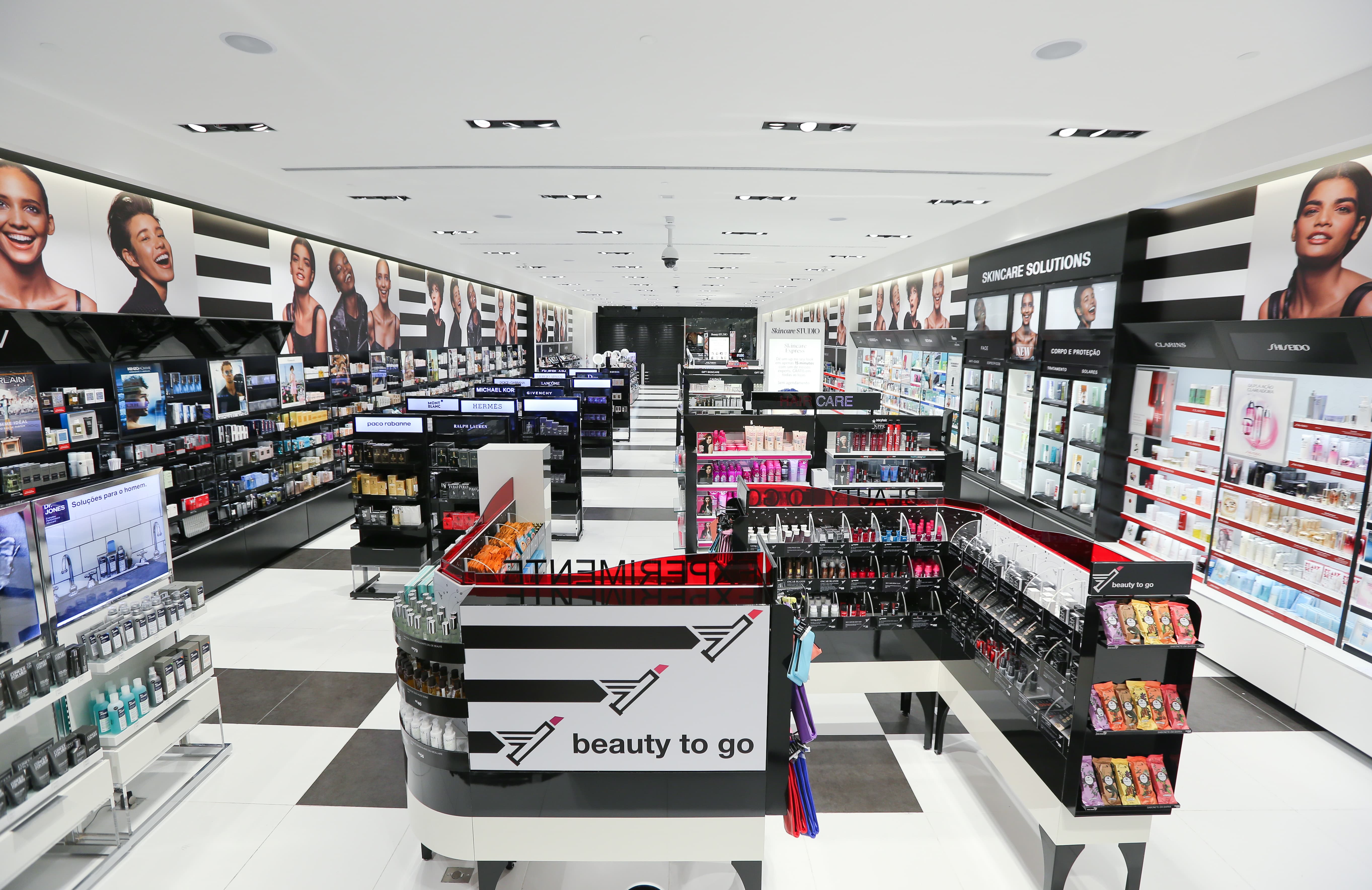 Mercado de cosméticos cresce mesmo na crise e representa um setor inovador no país