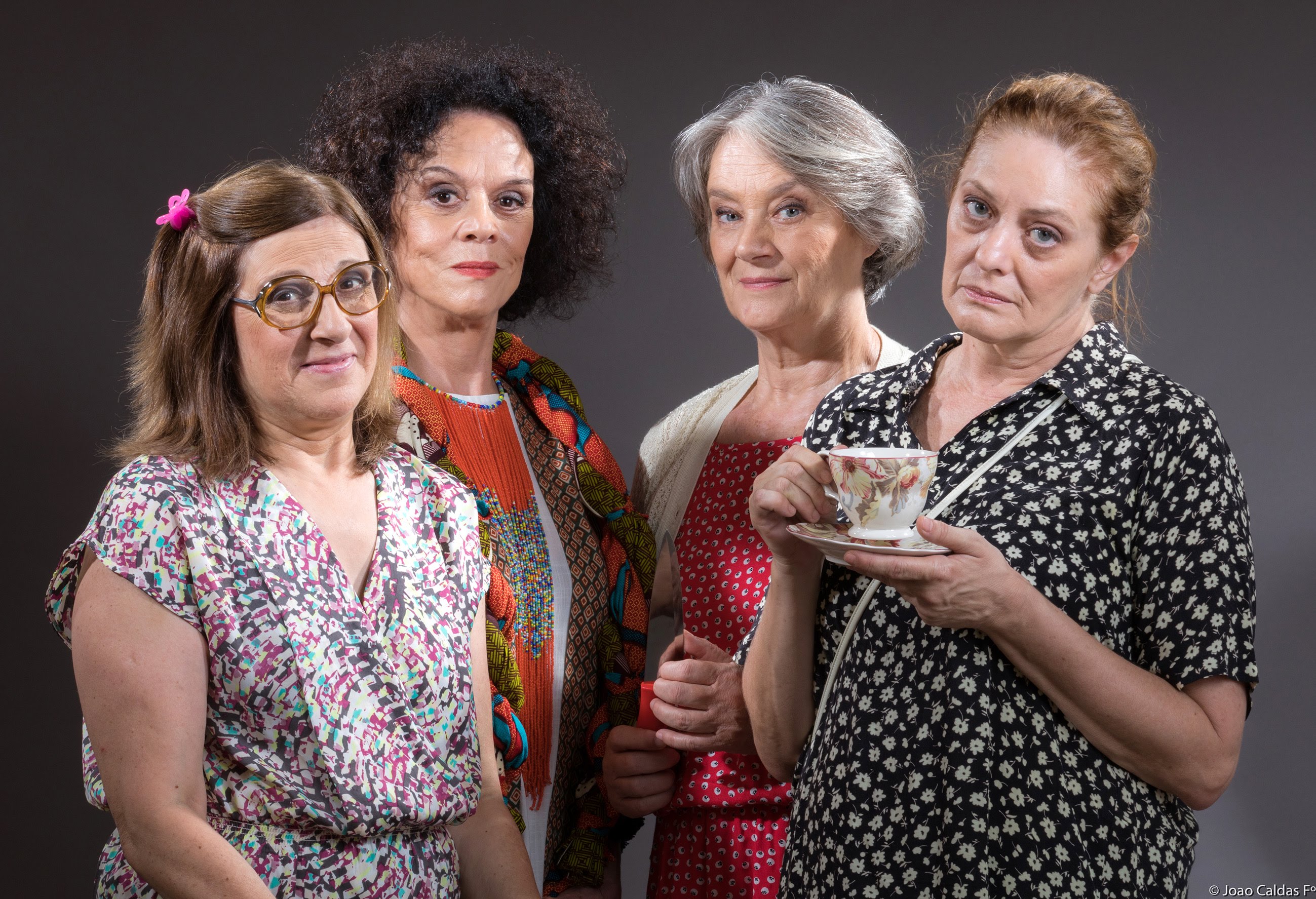 Estreia a peça “Chá e Catástrofe”, com quatro grandes atrizes brasileiras