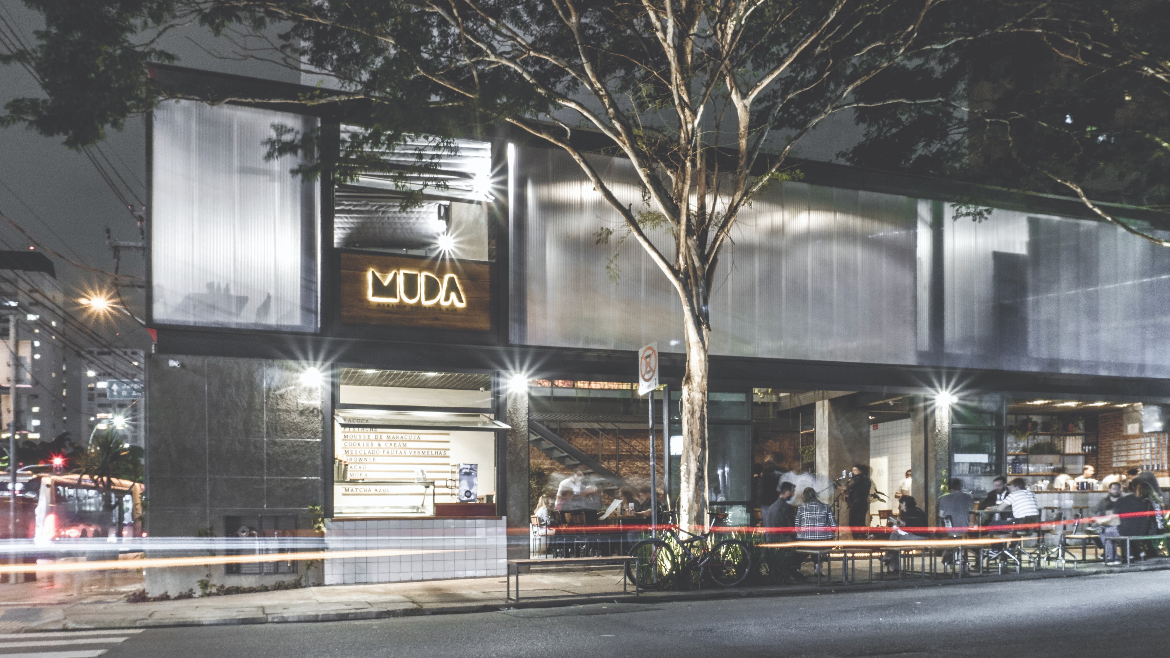 Novos restaurantes resgatam o brilho da Rua Amauri