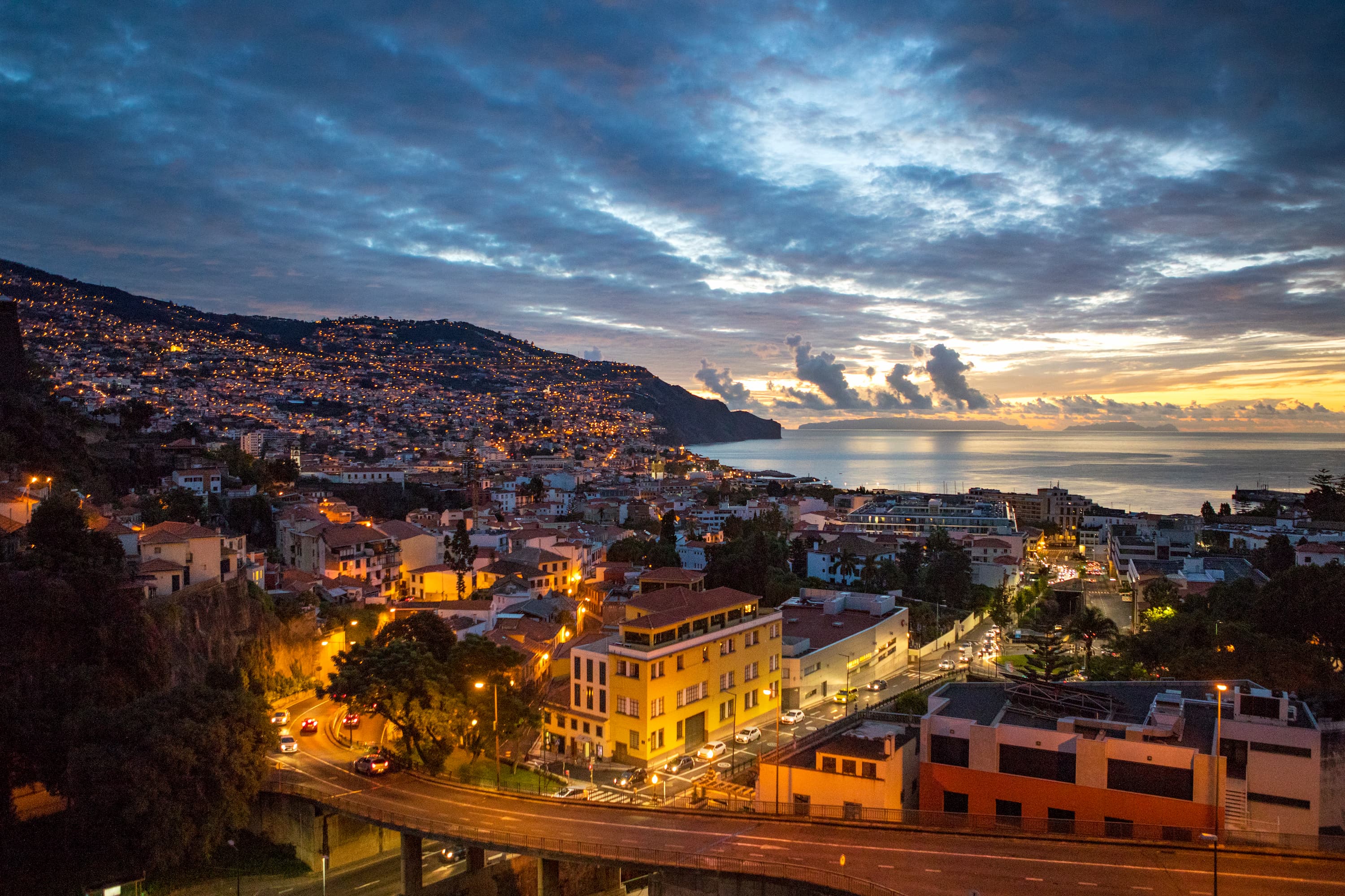 Conheça a Ilha da Madeira, destino que encanta seus turistas