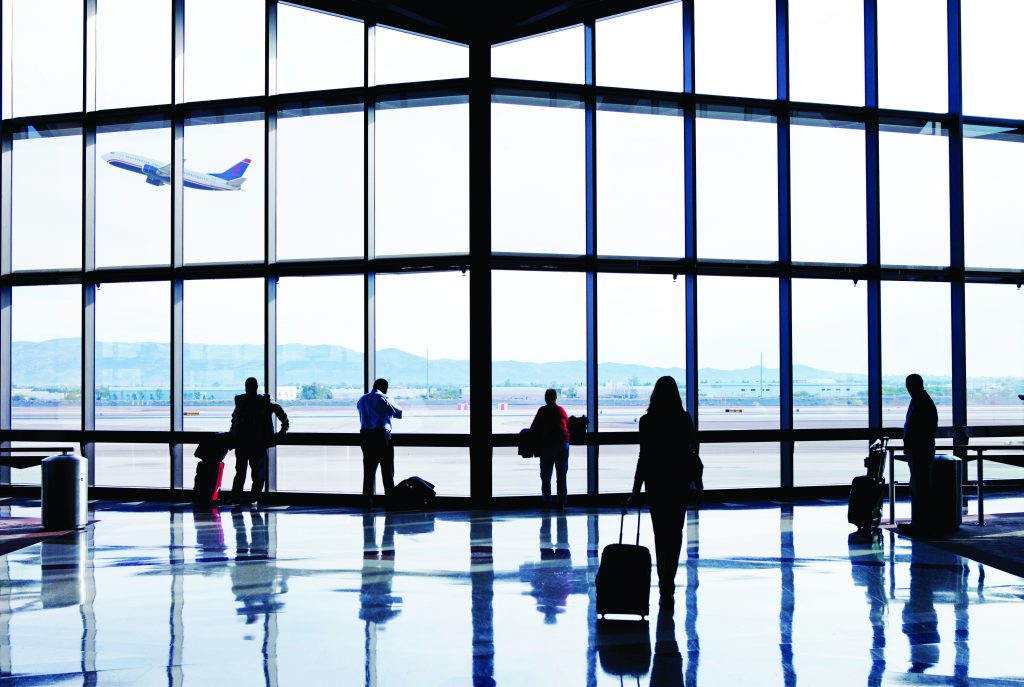 Passageiros no aeroporto - Foto divulgação Getty Images