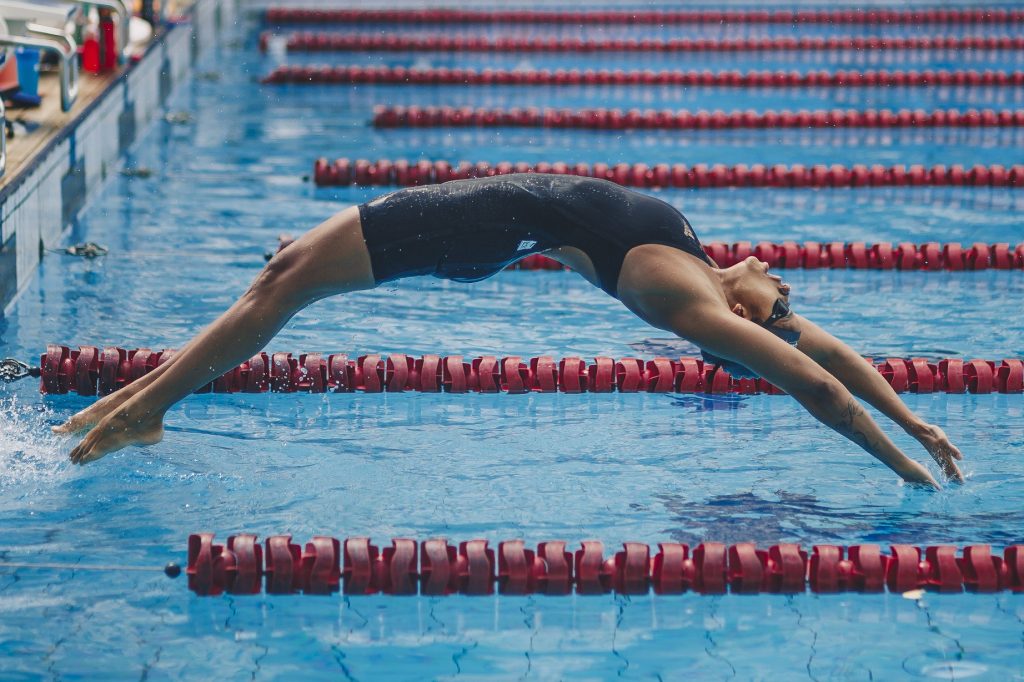 Etienne Medeiros, nadadora olímpica do Brasil - Foto: Igo Bione 