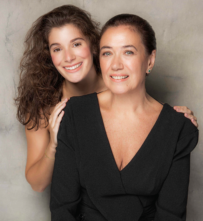 Lilia Cabral e sua filha Giulia Bertolli em cartaz até o mês de junho no teatro Renaissance - Foto divulgação