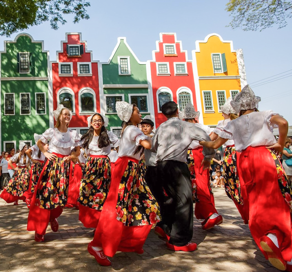 Dança típica holandesa - Foto divulgação