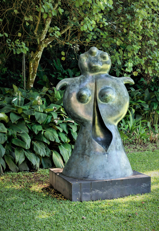 Joan Miro Femme (1969) Bronze da mostra "Calder e Miró" | Foto Jaime Acioli