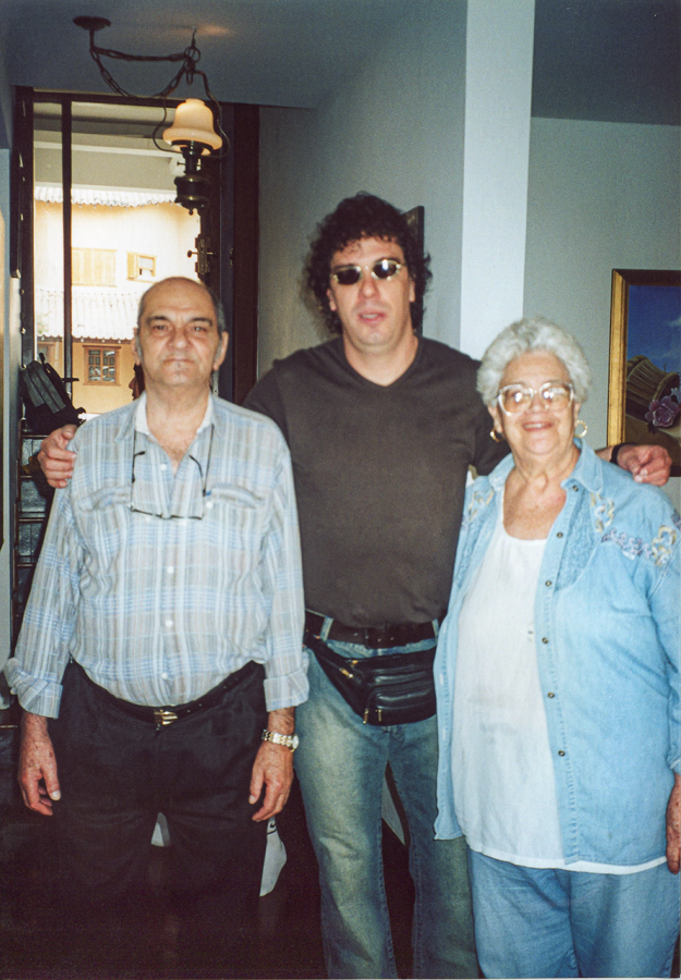 Casagrande com seus pais, Walter e Zilda -Foto arquivo pessoal
