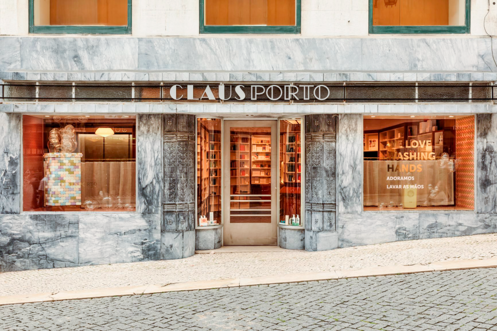 Loja Claus Porto, especializada em perfumaria - Foto Francisco Nogueira