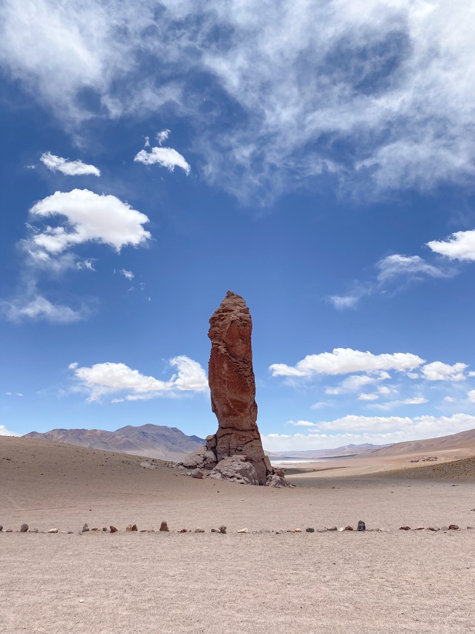 Pedra do Índio, uma das formações mais famosas dos Monjes de la Pacana, na Rota dos Salares - Foto Fernando Navas e Stella Trigueirinho