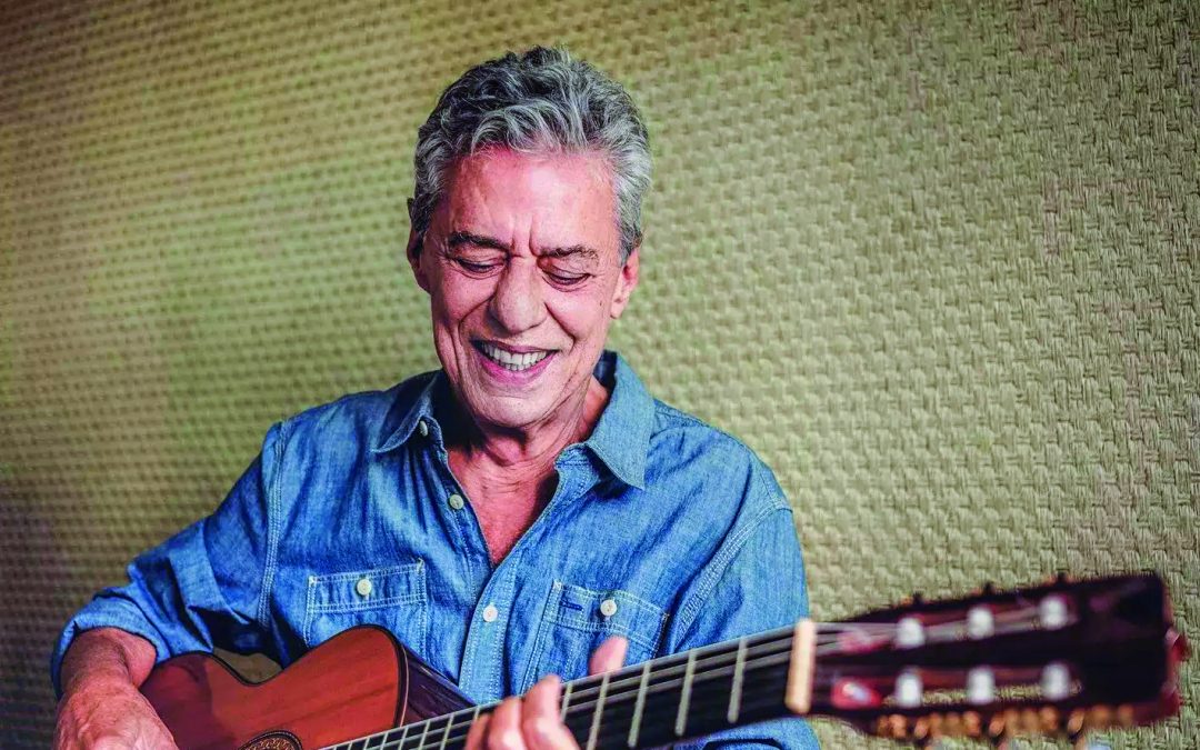 Chico Buarque completa oito décadas de vida com extensa discografia e obras que refletem o país