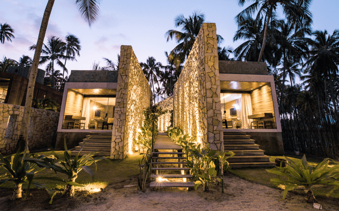 Hotel Pedras do Patacho, em Alagoas, tem beleza singular refugiada entre rochas